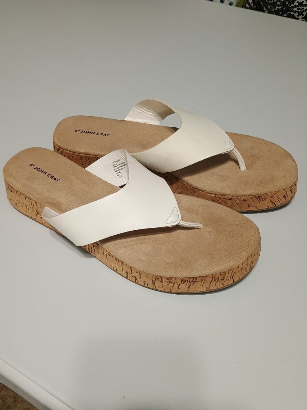 St. John’s Bay White Cork Platform Thong Sandals Women’s Size 11M